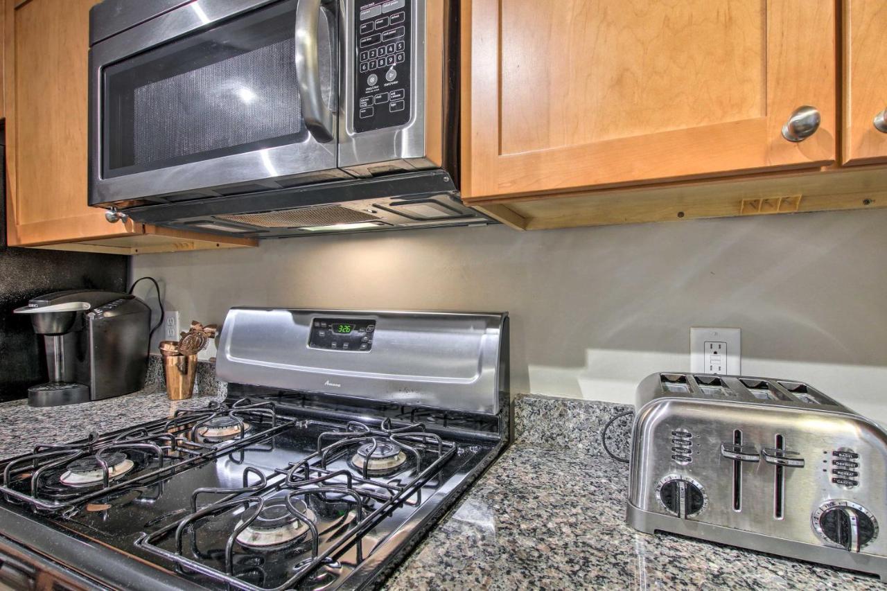 Inviting Salem Apartment Near Waterfront And Museums Екстер'єр фото